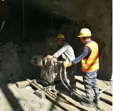 吴兴水下抗分散灌浆料特点 水下不分散注浆料介绍